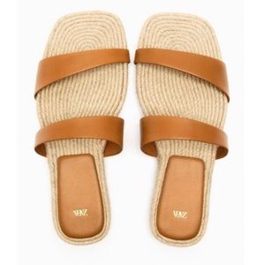 Zara Low-Heeled Strappy Leather Sandals